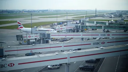 Sute de mii de pasageri sunt afectați de pana de curent de la HEATHROW. Aeroportul rămâne închis vineri
