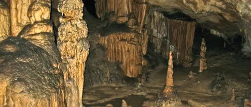 Descoperire uluitoare într-o peșteră din Franța. Ce ar fi construit neandertalii  