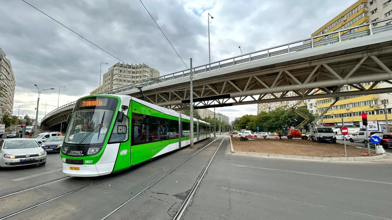 ULUITOR! Cum arată tramvaiul Imperio de pe linia 21, la trei zile după intrarea în circulație
