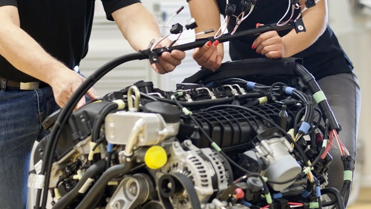 Un gigant german din industria auto dă afară 800 de oameni de la cea mai veche fabrică deținută în România