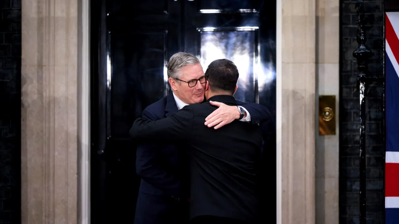 Zelenski a reacționat după ce premierul britanic Keir Starmer și-a anunțat demisia: „Este și va rămâne printre liderii mondiali”