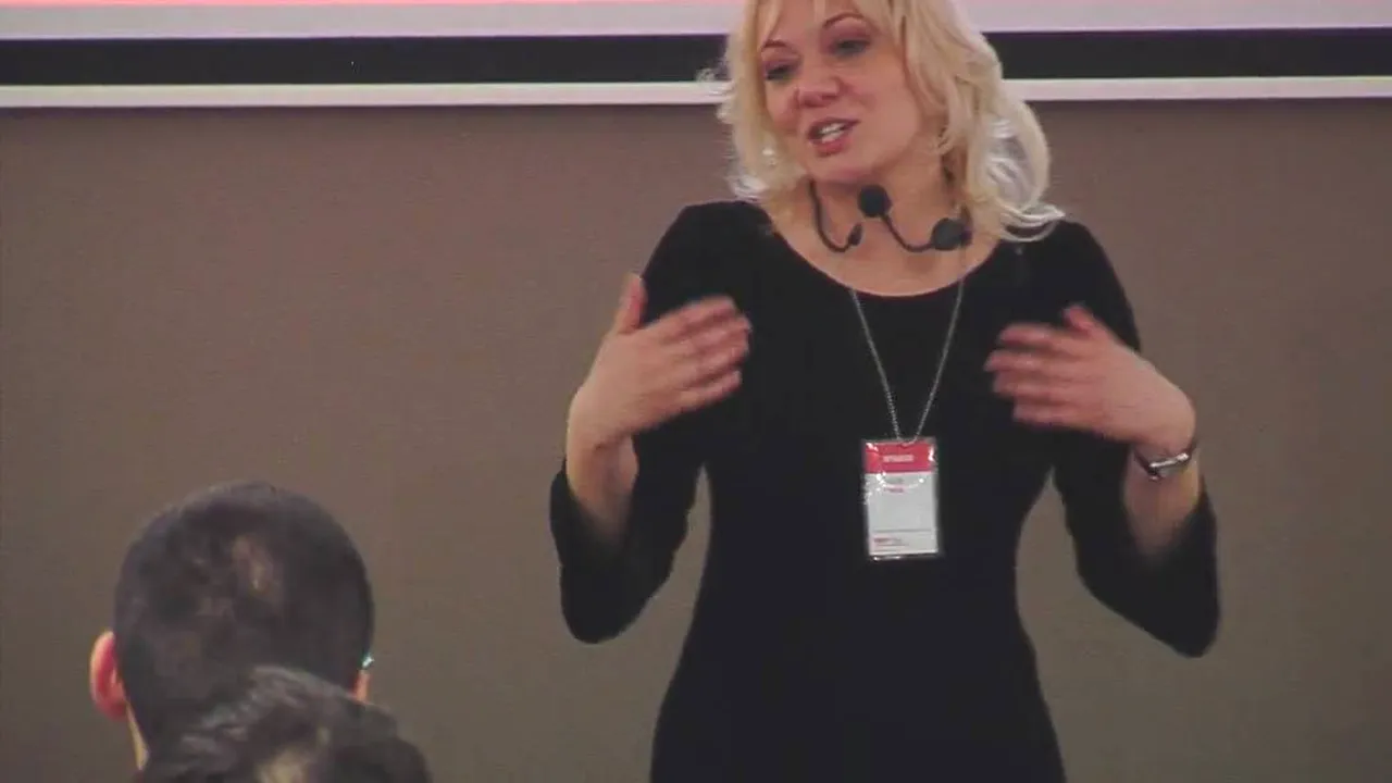 Am întrebat un psiholog cum se uită, de fapt, bărbații la femei. Ce se întâmplă în primele zece secunde: „Contează foarte mult