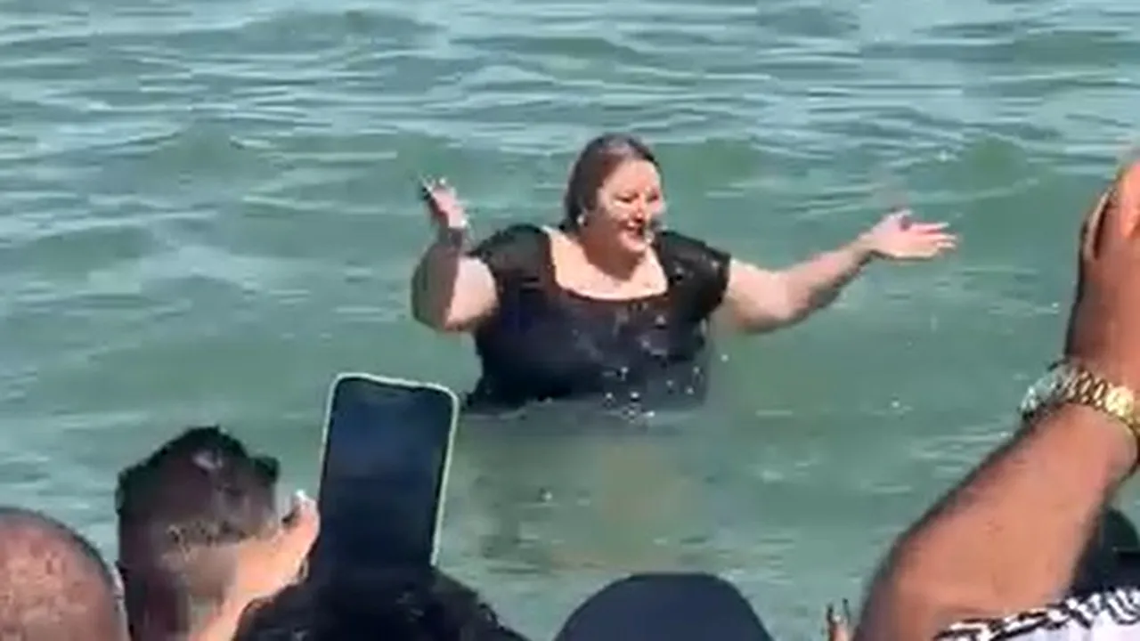 Petrecere de 1 Mai pe litoralul românesc cu Diana Șoșoacă și cu susținătorii SOS România. Iată cu cine a votat senatoarea