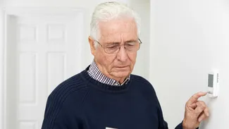 Cum reduci FACTURA la căldură iarna și să menții temperatura constantă în locuință. De ce nu e bine să închizi centrala când ești plecat de acasă