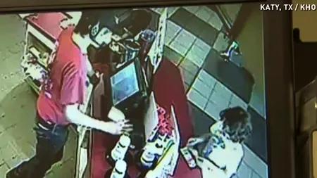 Un angajat de la un fast food din SUA a plătit din propriul buzunar desertul unui copil. Nu se aștepta nicio secundă la ceea ce avea să i se întâmple