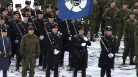 INEDIT. Forțele aeriene finlandeze renunță la simbolul svasticii, după aproape un secol. Cum au ajuns să folosească „eticheta” nazismului