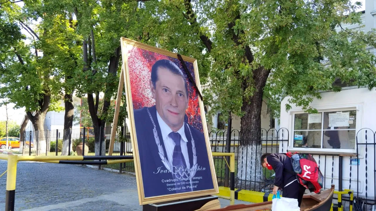 8 ȘTIRI DE LA ORA 8. Ivan Patzaichin va fi înmormântat marți, la Cimitirul Bellu, cu onoruri militare