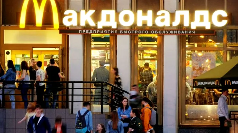 Rușii au scos la vânzare pe internet produse la McDonald's, după ce gigantul american a decis să închidă locațiile din Rusia