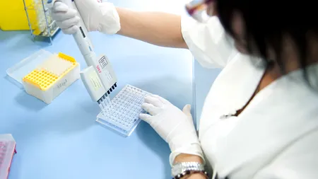 În timp ce statul cere ajutorul UE în criza imunoglobulinei, producătorii locali de medicamente spun că nu au fost contactați de autorități