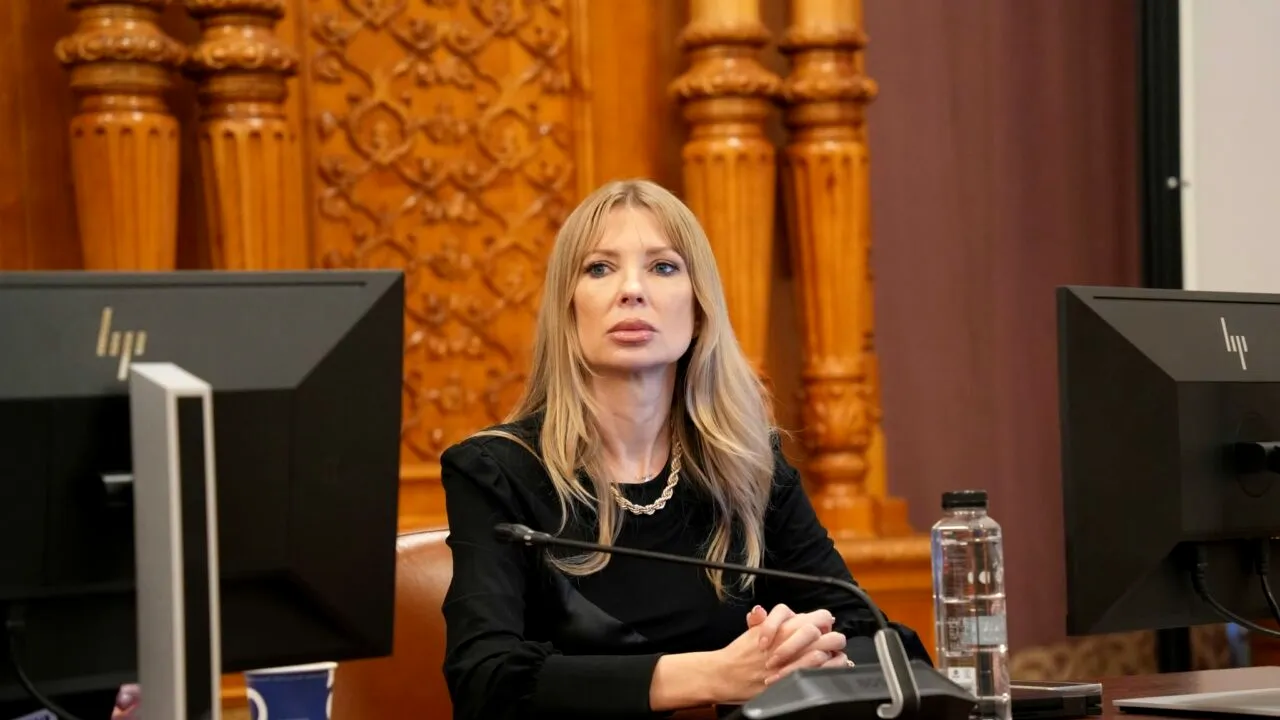 Căsătoriile forțate vor fi sancționate penal. Senatoarea Victoria Stoiciu transmite că așteaptă promulgarea legii. „Nu există tradiție care să justifice căsătoria unui copil”