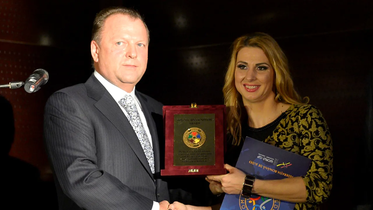 Alina Dumitru s-a retras din activitatea competițională