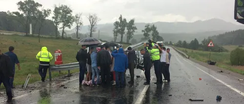 Grav accident în Brașov: un microbuz cu șase pasageri la bord s-a izbit de un parapet