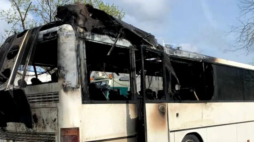 TIMIȘOARA. Autobuz plin cu 40 de călători, cuprins de flăcări în mers