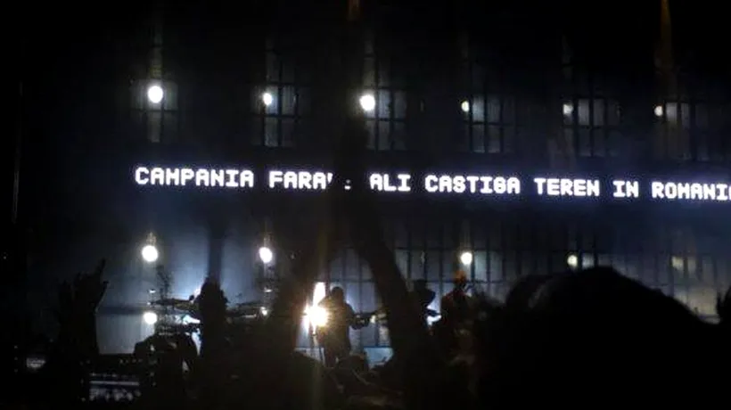Mesaje anti-PSD la concertul Massive Attack din București. Goțiu: Este furia românilor care se simt FURAȚI 