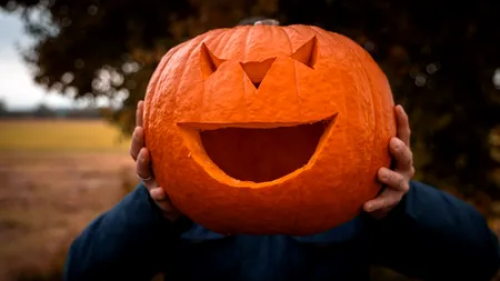 În Rusia, o republică din Siberia Orientală INTERZICE Halloween-ul în școli: ”Să fie înlocuit cu manifestări care dezvoltă idei de patriotism”