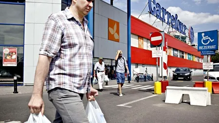 BLACK FRIDAY 2013 Carrefour. Laptop la 900 de lei și frigider la 600 de lei