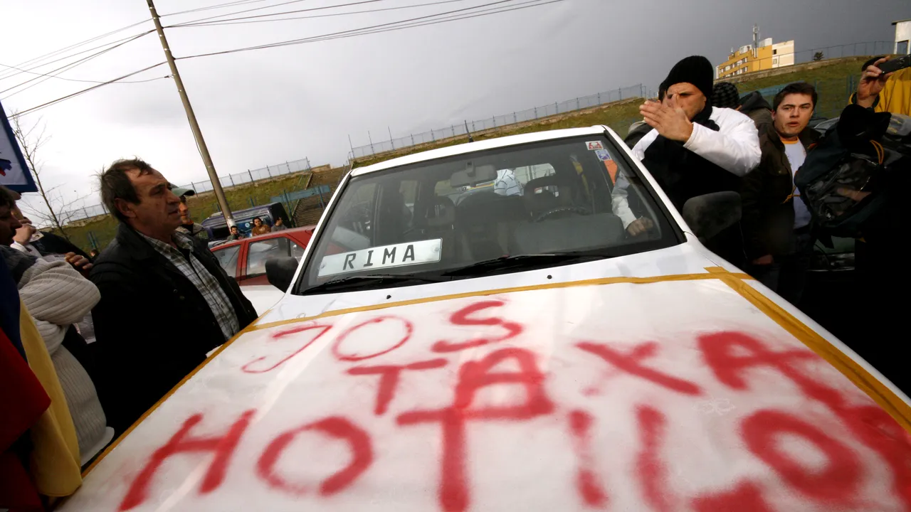 Anunț de ultimă oră despre taxa auto. Teodorovici: ANAF trebuie „să se dea peste cap