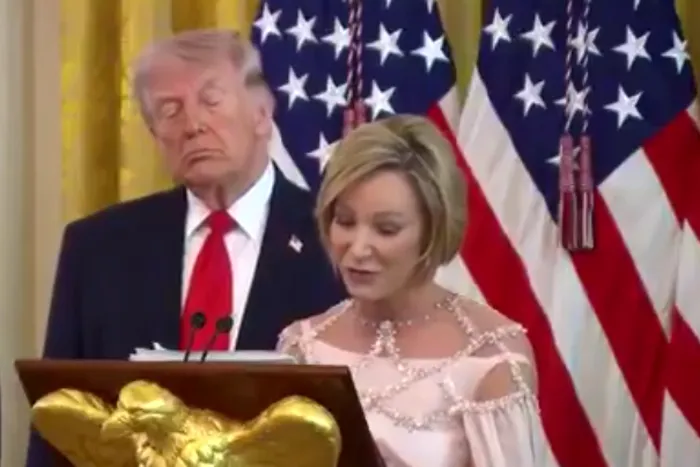 Paula White-Cain și Donald Trump - Foto:X/@ReallyAmerican1 - Captură foto