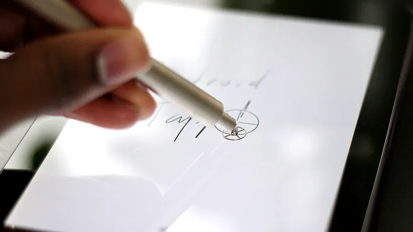 Google introduce scrisul de mână pentru scrierea e-mailurilor