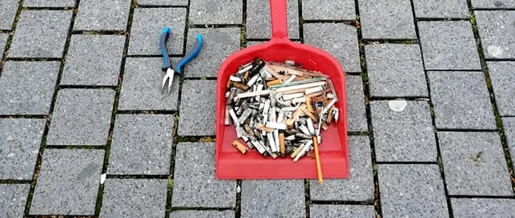 Demers inedit. Un tânăr adună mucuri de țigări aruncate de turiști și postează imaginile pe Facebook - FOTO