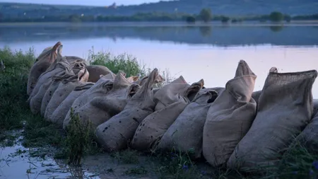 Avertizare hidrologică. Pericol de inundații, până joi, pe Siret și Prut