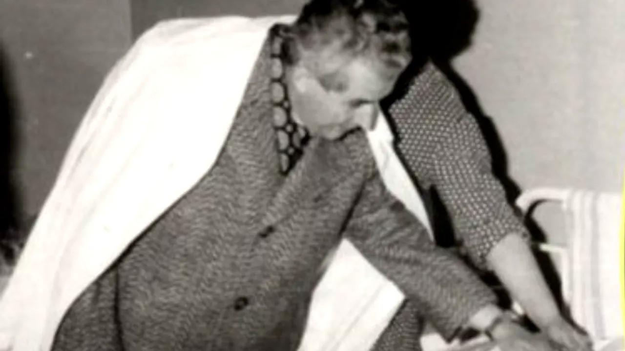 ADEVĂRUL despre pandemia de gripă din 1971. Medicii, obligați să ascundă secretul deceselor / Ceaușescu, acuzat că a adus boala din China