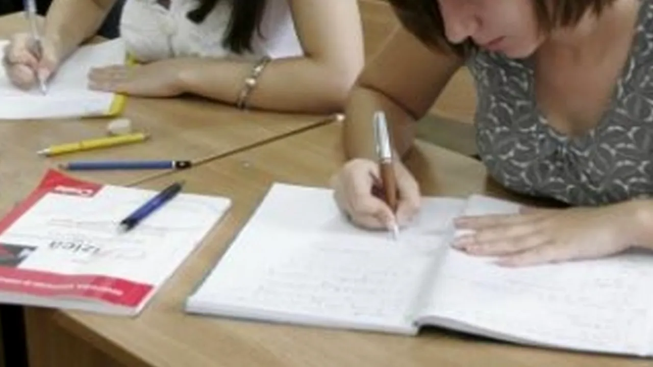 În clasa băiețelului marginalizat din Pitești se află și o fetiță cu ADHD. De ce aceasta a fost acceptată de colegi, iar el nu