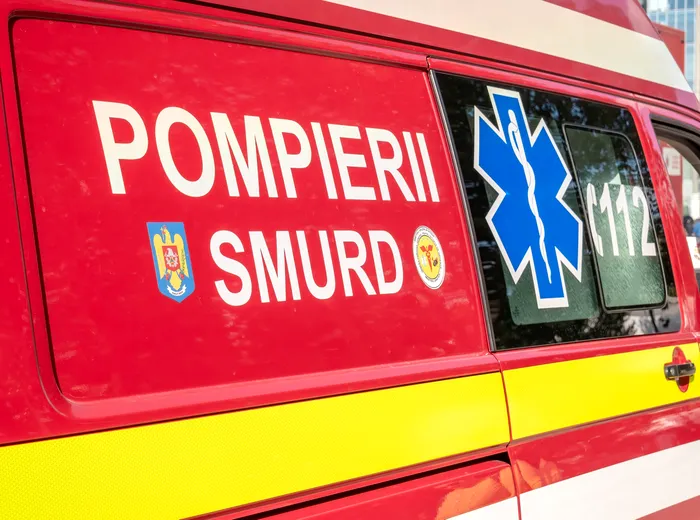 Accident cu trei mașini și un microbuz în Covasna. Sunt implicate 14 persoane / Autoritățile au activat Planul Roșu