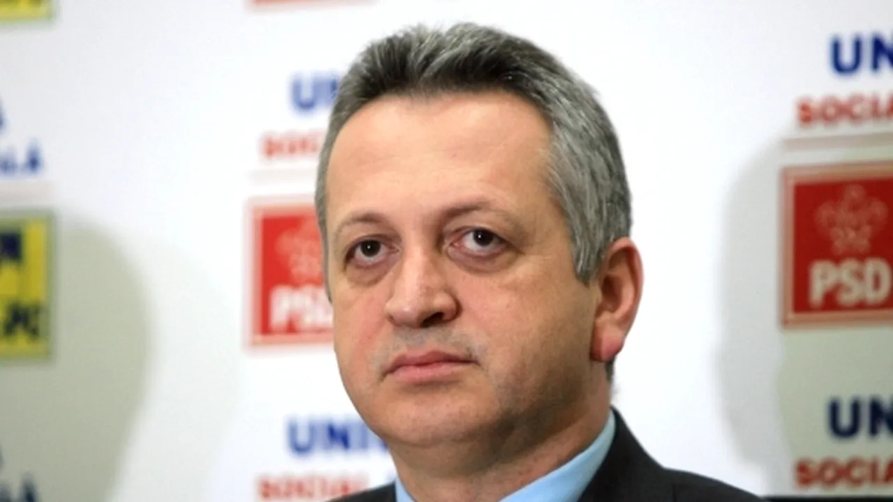 GREVĂ LA CFR. Fenechiu: Căutăm soluții ca azi să se achite salariile. Responsabilii de întârziere vor plăti 