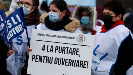 FOTO | Salariații din învățământ reiau protestele. „Ne-am  săturat să fim „sacrificații de serviciu” din sectorul bugetar”