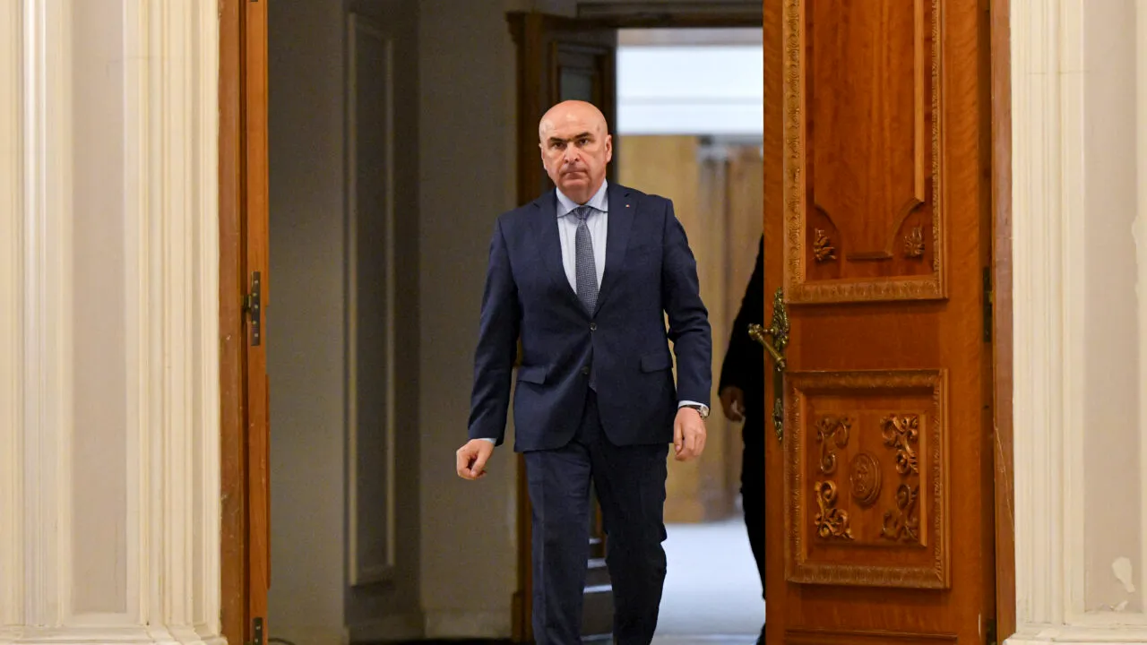 Bolojan și-a anunțat candidatura la șefia PNL, la congresul de duminică