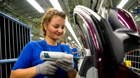 Guvernul rus le dă lecții cetățenilor: Mâncați mai puțin și munciți mai mult