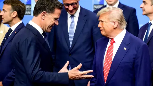 Mark Rutte are întâlnire cu Trump. Secretarul NATO pleacă la Washington după ce SUA a amenințat cǎ părăsește alianța