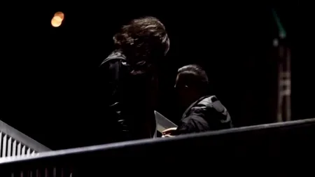 VIDEO: Ce a făcut un bărbat pentru a o surprinde pe iubita sa, după ce ea a aflat că va fi cerută în căsătorie