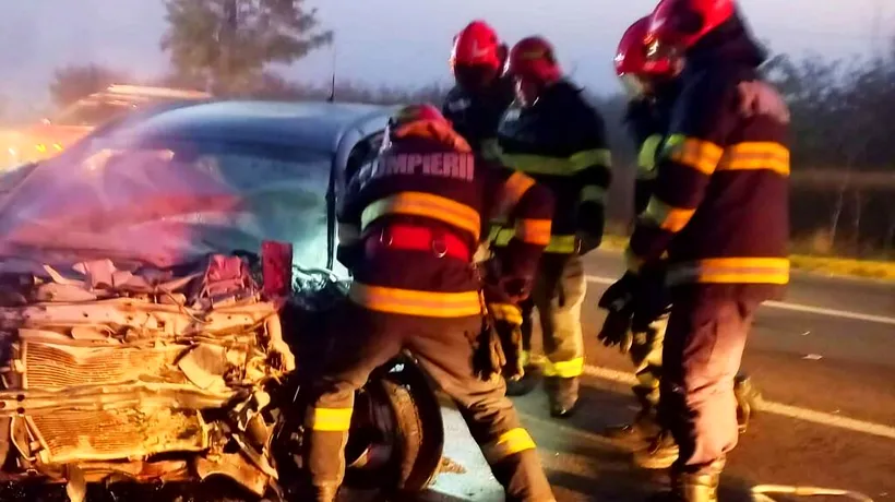 Accident GRAV pe DN 2, în județul Ialomița, pe fondul vizibilității reduse din cauza ceții. Două persoane au murit și trei au fost rănite