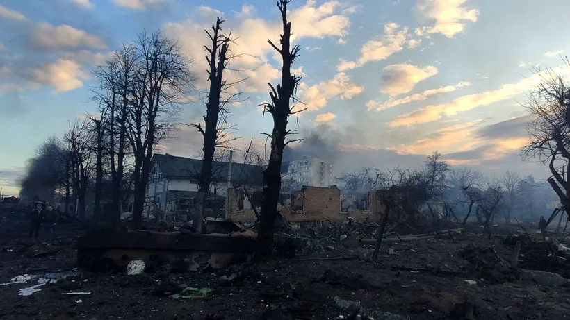 Un oraș din apropiere de Kiev a fost recâștigat de forțele ucrainene. Rușii au otrăvit produsele dintr-o fabrică de dulciuri din localitate | VIDEO