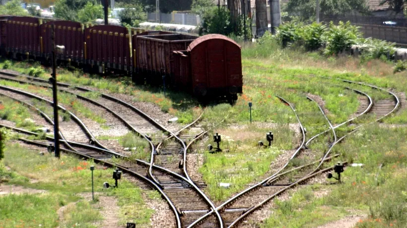 Ungureanu: Sistemul feroviar, în pericol dacă Guvernul nu scoate 25.000 tone de carburanți din rezervă