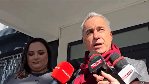 Mesajul lui Călin Georgescu la sediul Poliției Buftea: „De 35 de ani ne răstignesc pădurile. Declar ziua de 14 martie ziua sădirii arborelui”