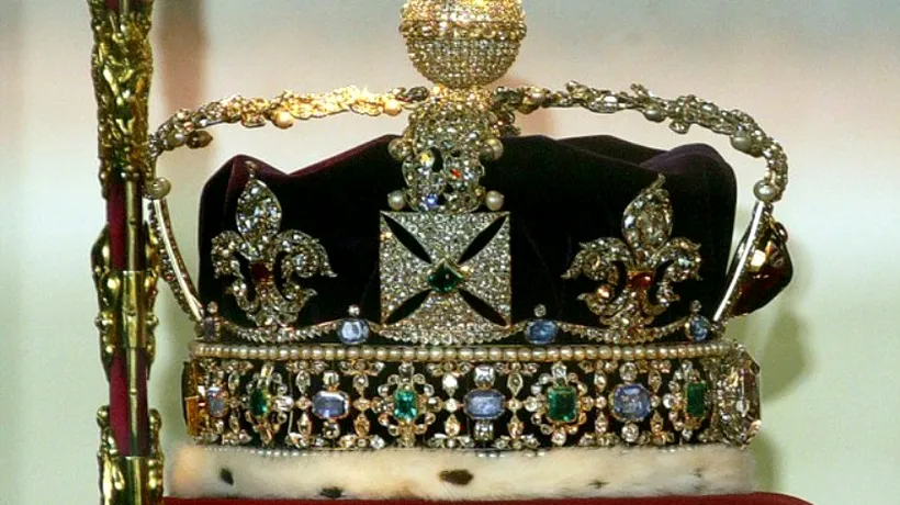 Diamantele Reginei: bijuteriile pentru care s-au folosit bucăți din cel mai mare diamant din lume vor fi expuse la Buckingham