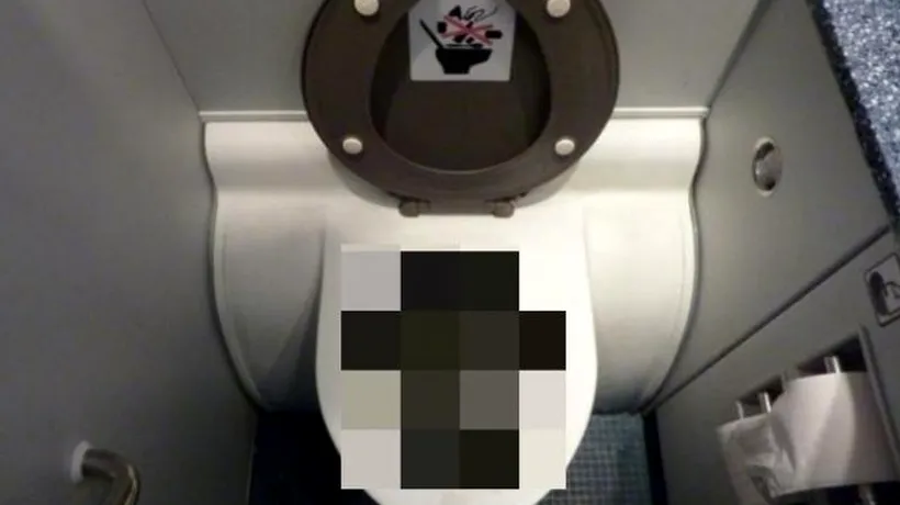 A găÂƒsit o comoarăÂƒ în toaleta avionului