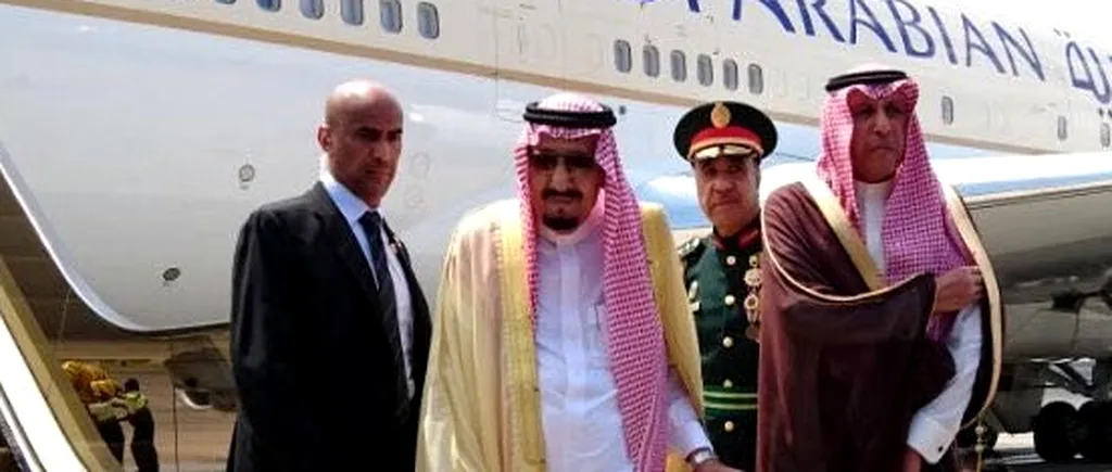 VIDEO. În vizită în Japonia, regele Arabiei Saudite a cerut 10 avioane, scară rulantă de aur, 500 de limuzine și 1.200 de camere de lux