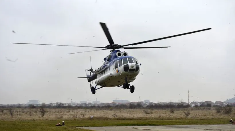 Fiul vitreg al ministrului Apărării s-a deplasat cu elicopterul pentru a dirija fraudarea referendumului
