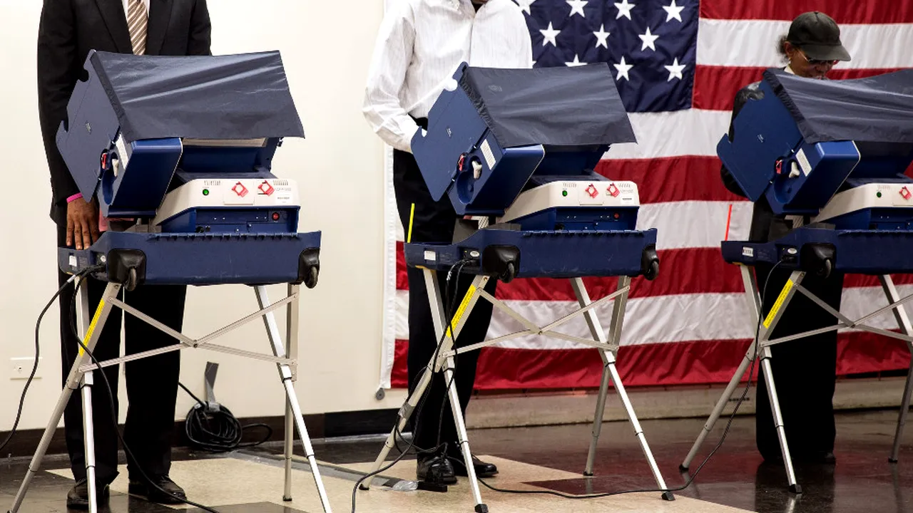 Serviciile americane de informații, speriate de manipulările rușilor. Alegerile prezidențiale, pe lista țintelor