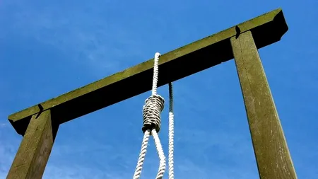 Condamnată la moarte: O femeie a fost executată în Iran chiar de fiica ei