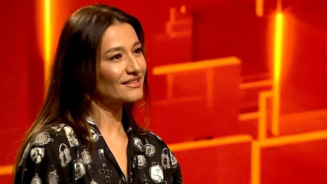 Câți bani a dat Claudia PĂTRĂȘCANU pe două prăjituri în Dubai. „Măcar dacă erau bune”