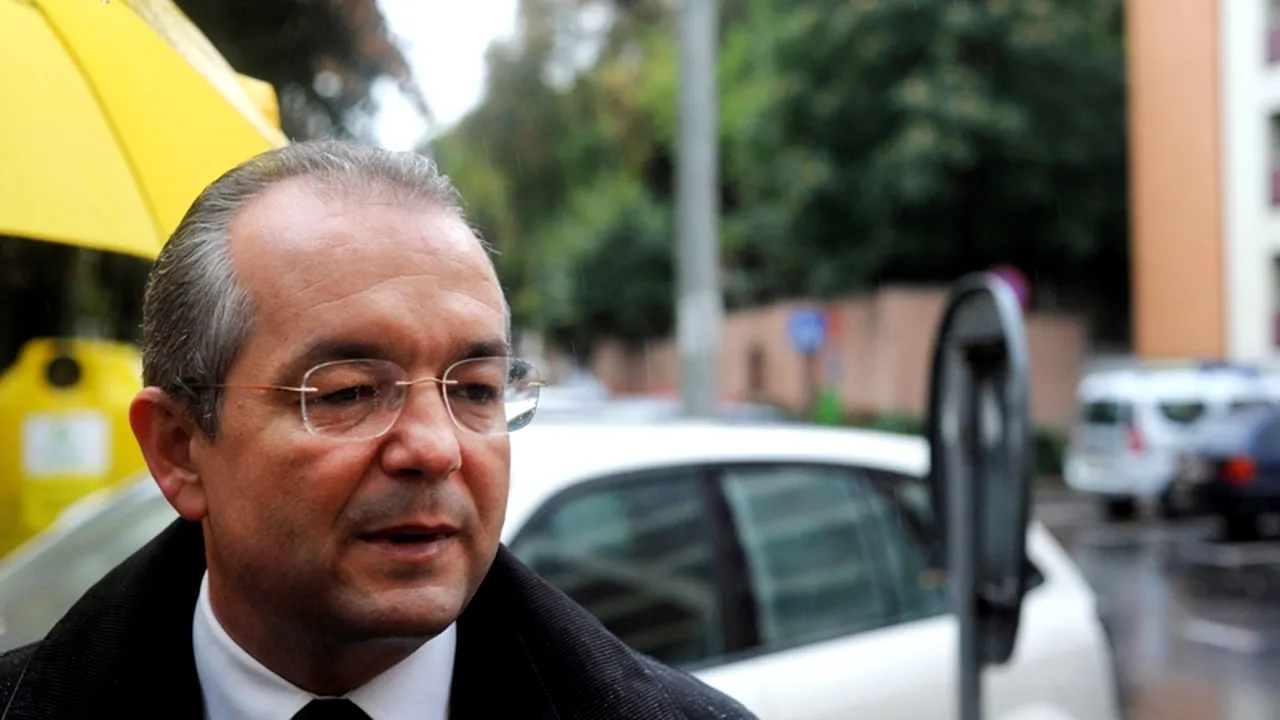 Boc: Mi se pare greșită strategia Guvernului de a renunța la conversia datoriilor AVAS la Oltchim