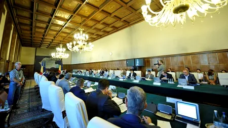 Cum arată indexul clientelismului politic în alocarea banilor publici, pe ani și guverne