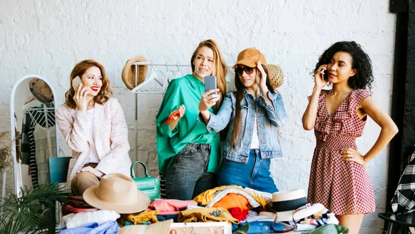 România duce lipsă de centre de colectare a hainelor. În Sectorul 6, 20% dintre hainele colectate ajung în magazinele second-hand