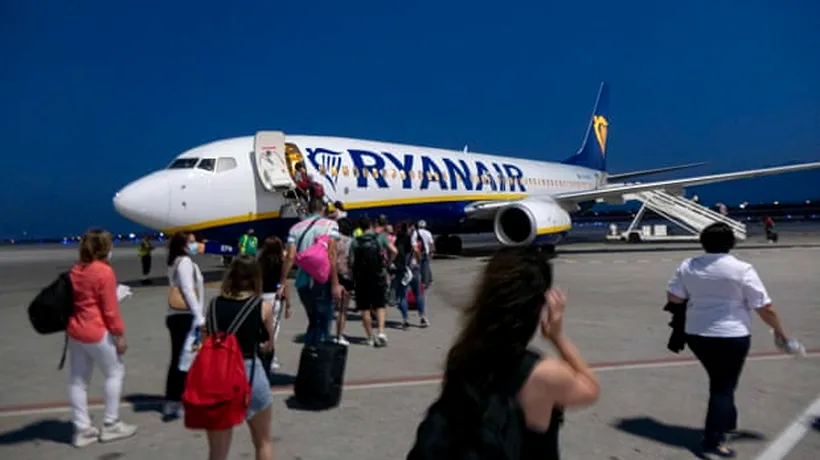 Piloții unui avion al companiei Ryanair au anunțat un posibil incendiu la bord înainte de a ateriza la Otopeni