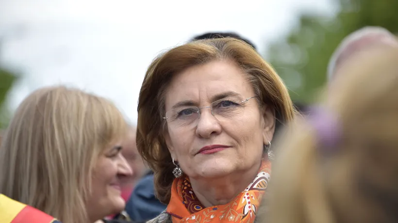 Europarlamentarul Maria Grapini s-a certat cu mai multe femei, după ce a sărit rândul la secția de votare: Suntem și noi aici